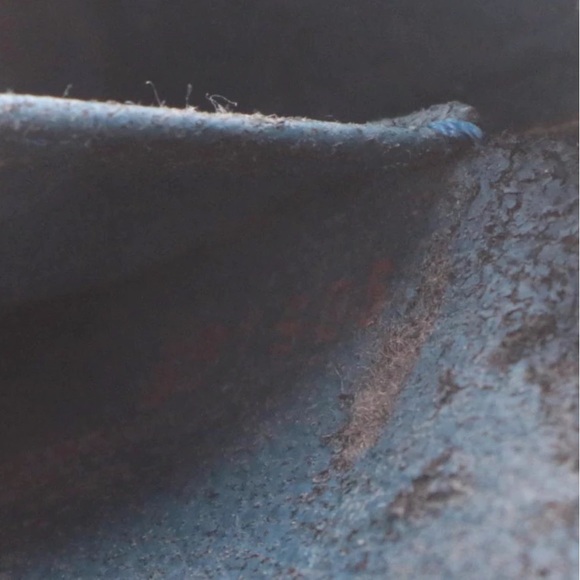 Louis Vuitton Dauphine Cosmetic Pouch in Toledo Blue Epi and Smooth Leather - Picture 5 of 7